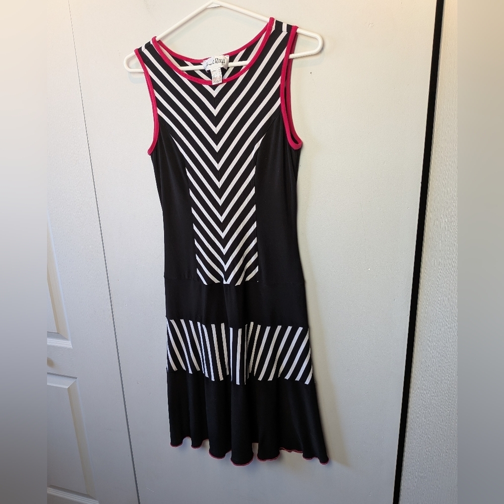 Joseph Ribkoff Midi Lenght Women Dress Size 8 Stripes Sleeveless Made In Canada